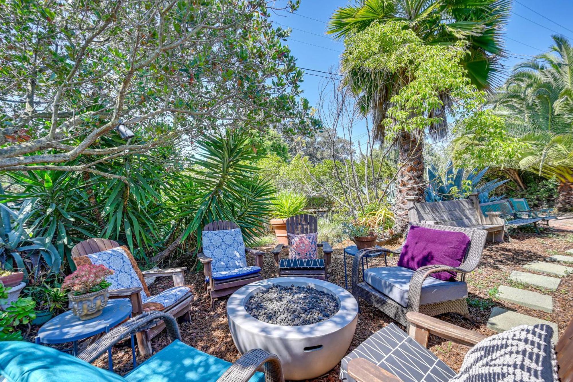 Bohemian Wonderland Benicia Bungalow With Pergola! Bagian luar foto